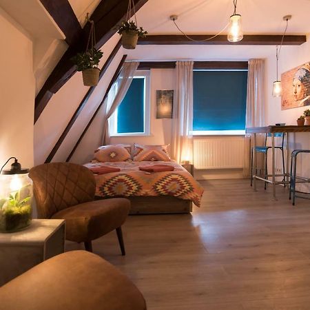 Emperor Studio Apartment Amsterdam Exterior photo